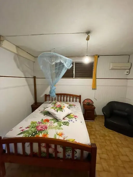 Apartment Ferienwohnung Le Jardin Fleuri Sainte-Anne